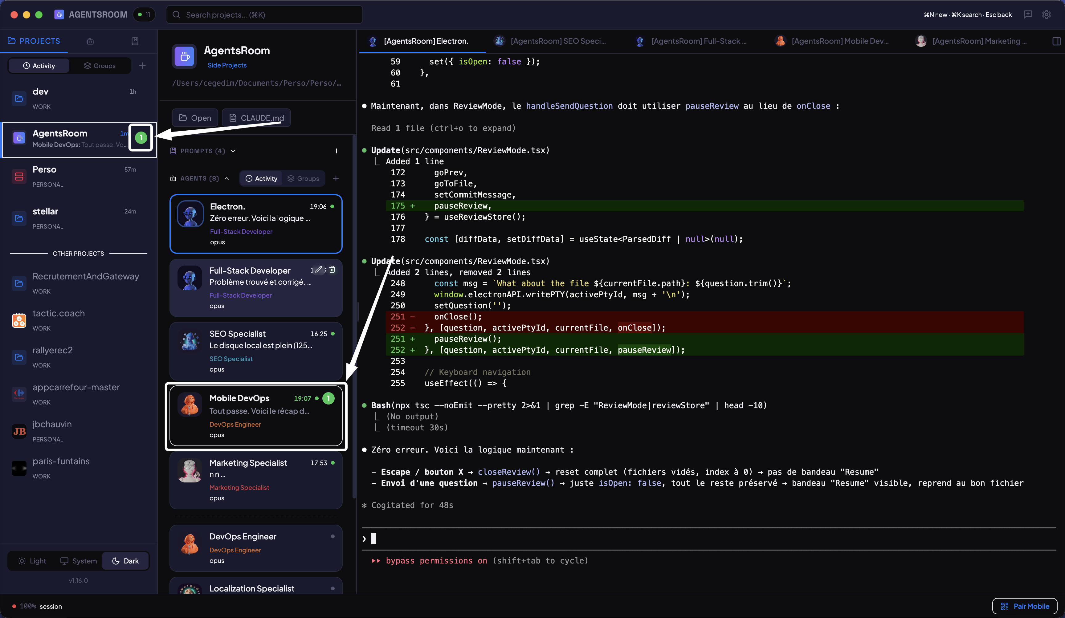 AgentsRoom unread indicators: WhatsApp-style badges showing which Claude agents have new messages